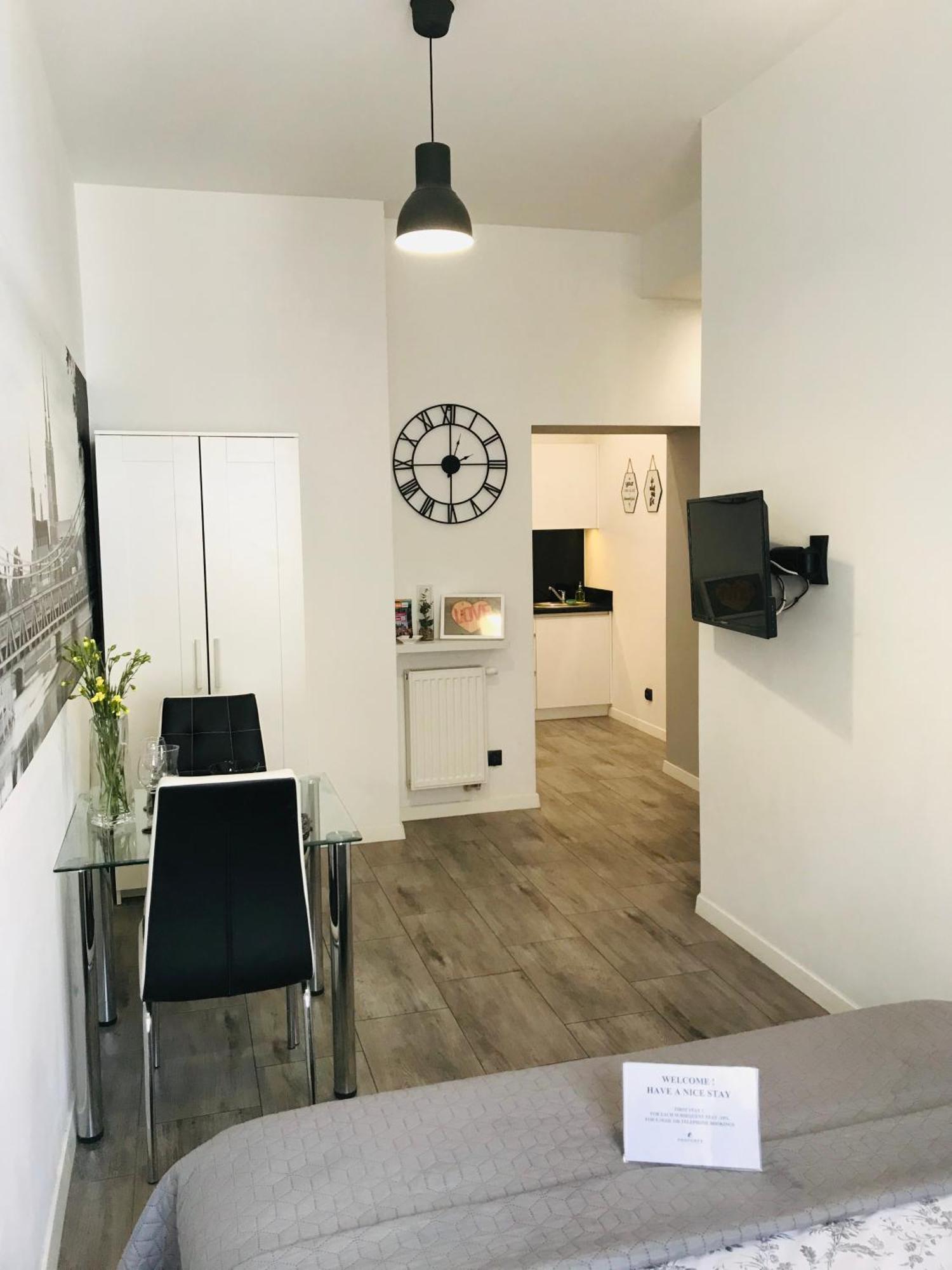 Property Apart - Ruska Centrum Wroclaw Luaran gambar